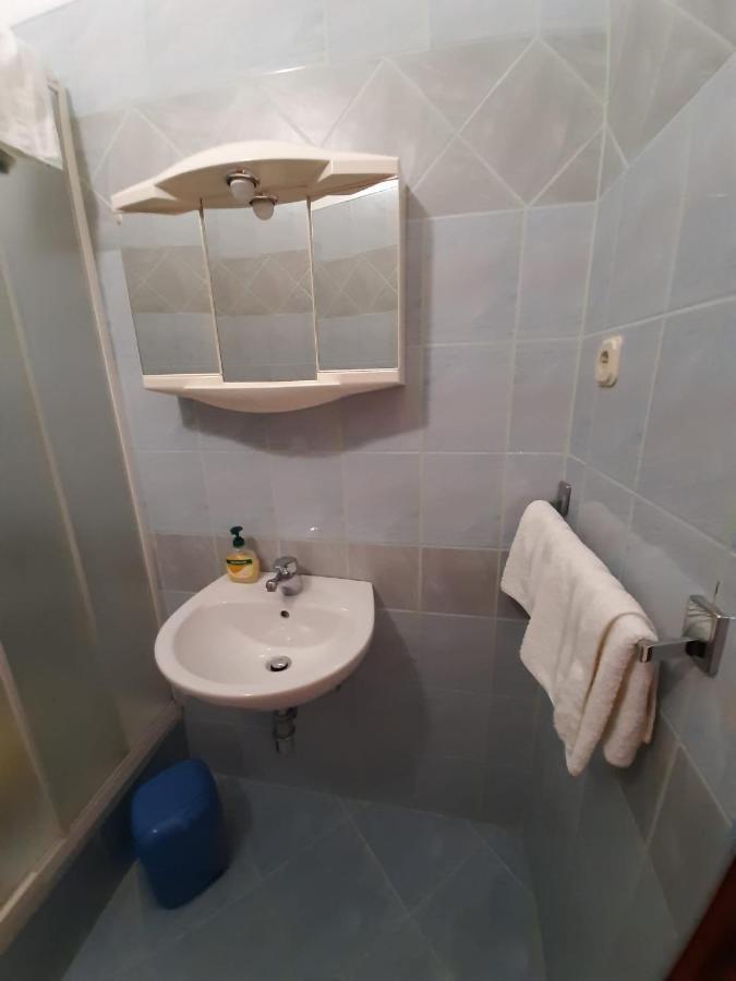 Apartments Ivanka Starigrad Paklenica Luaran gambar