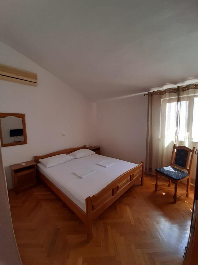 Apartments Ivanka Starigrad Paklenica Luaran gambar