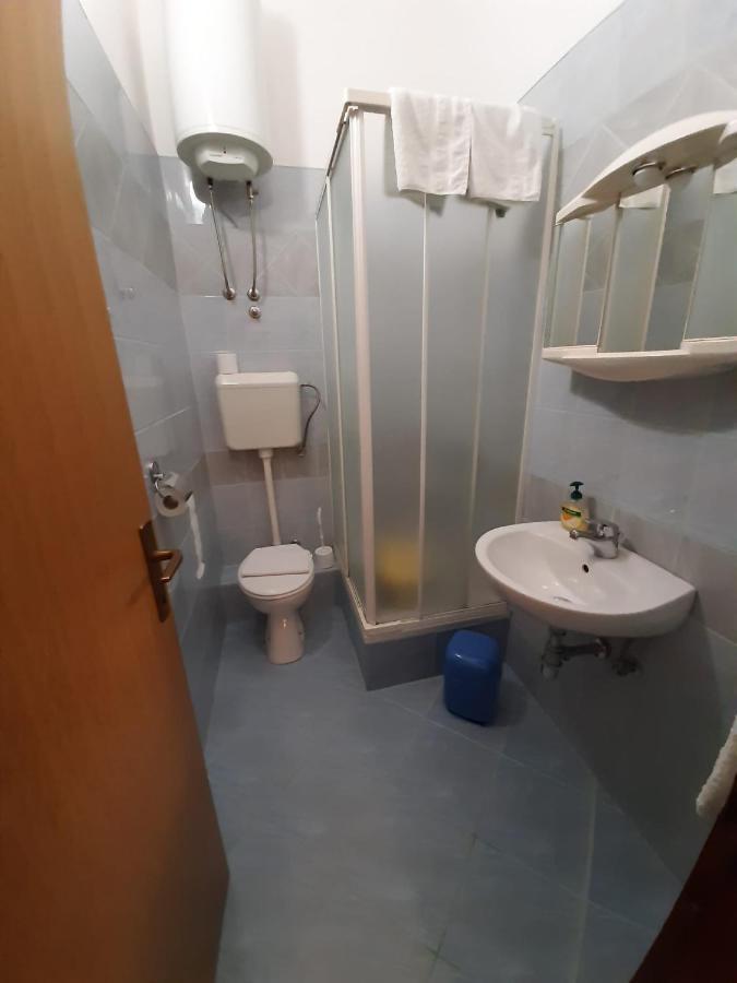 Apartments Ivanka Starigrad Paklenica Luaran gambar