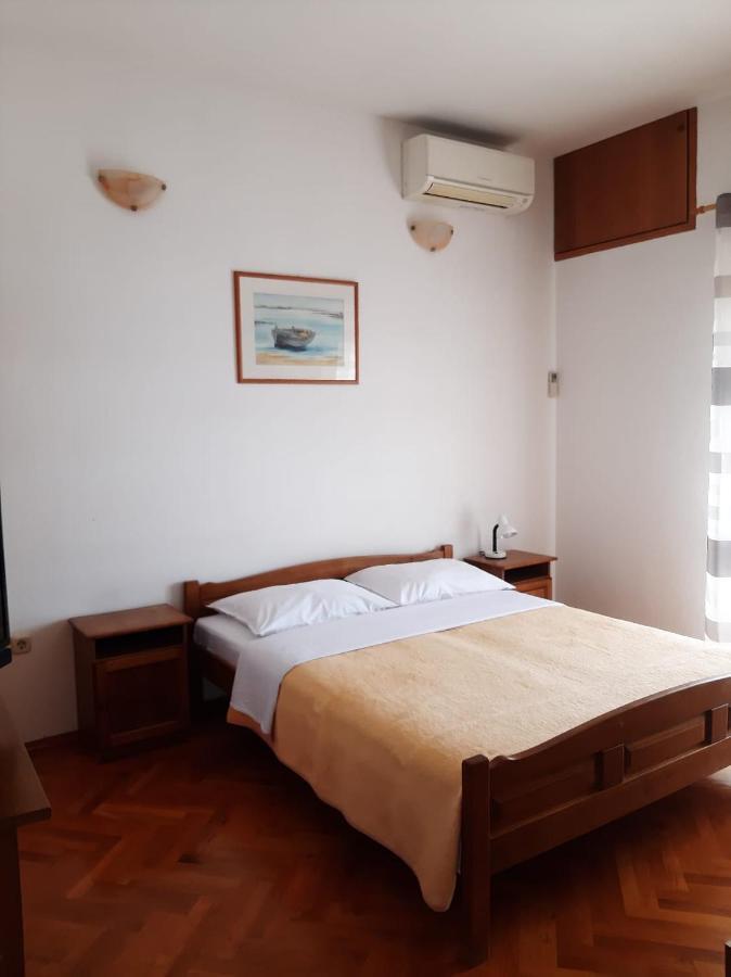 Apartments Ivanka Starigrad Paklenica Luaran gambar