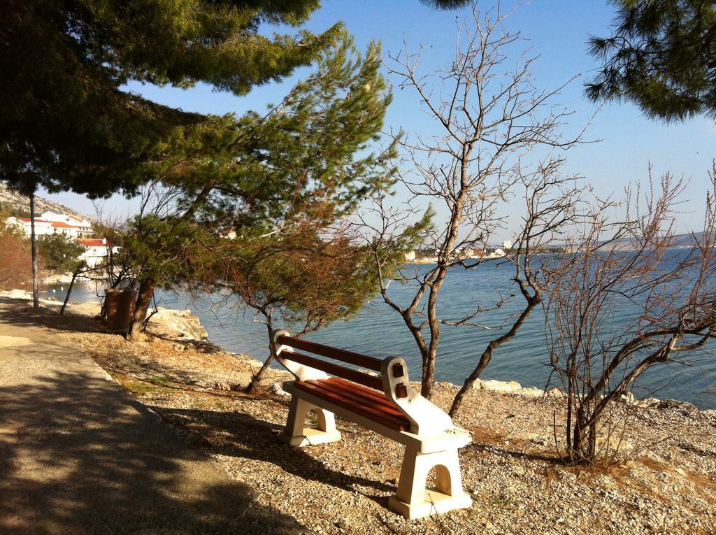 Apartments Ivanka Starigrad Paklenica Luaran gambar